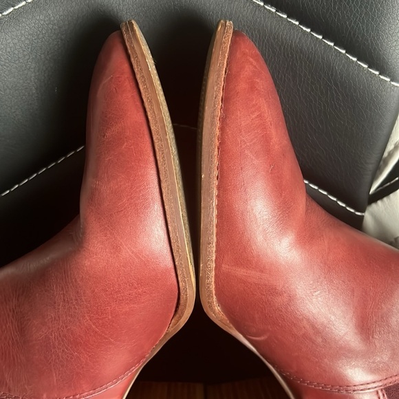 Madewell Regan Pull-On Boot - Dark Cabernet Size 9 - Picture 10 of 13